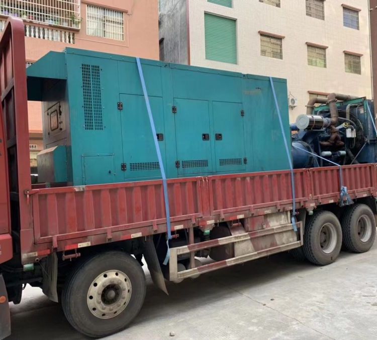 德城如何在不同负载率下确保 400KW 柴油发电机组的正常运行？