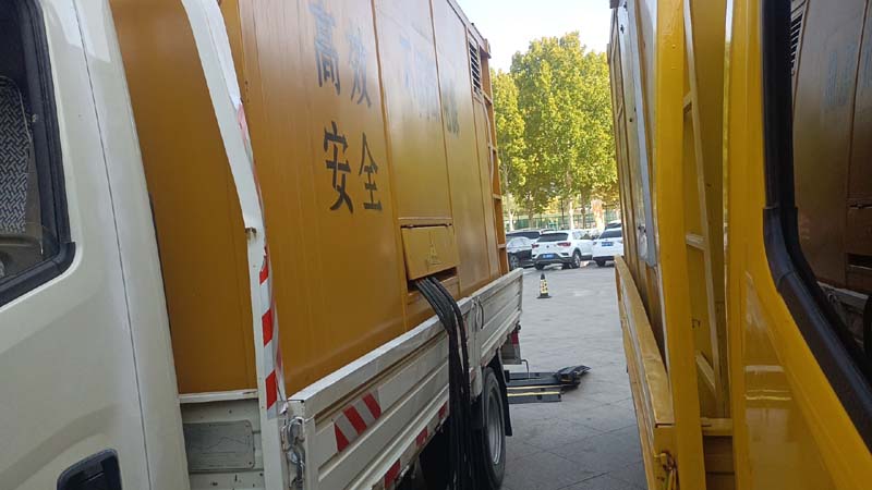 德城如何判断柴油发电机组和UPS电源的切换时间是否符合要求？